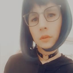 Flowerlyn (ehem. SissyMeike)